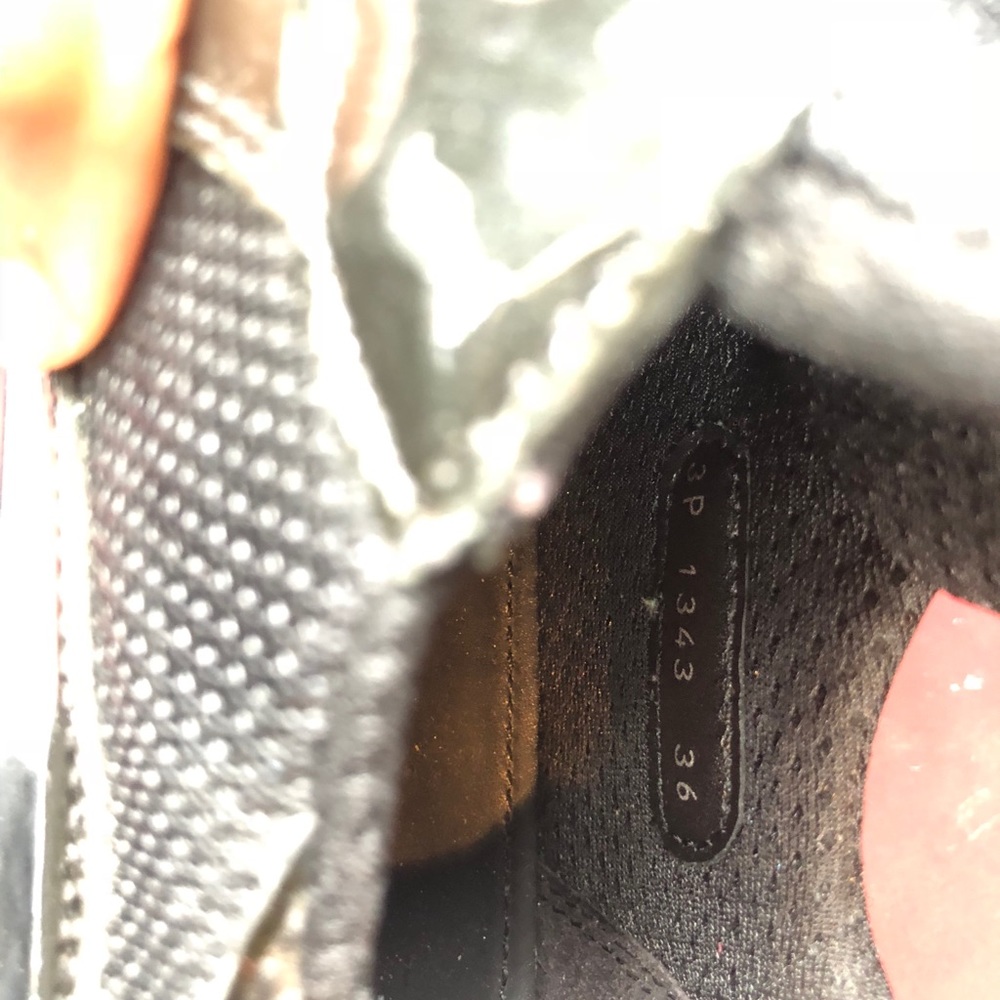 Pradas - Picture 4 of 8